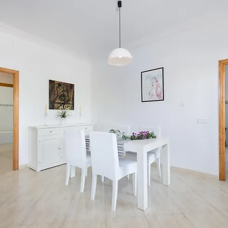 Apartment Bexan Cala Mandia